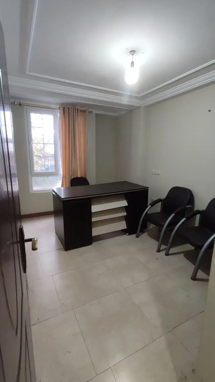 اجاره واحد اداری در بهترین نقطه مرکز لاهیجان|اجارهٔ دفتر کار، اتاق اداری، مطب|لاهیجان, امیرشهید|دیوار