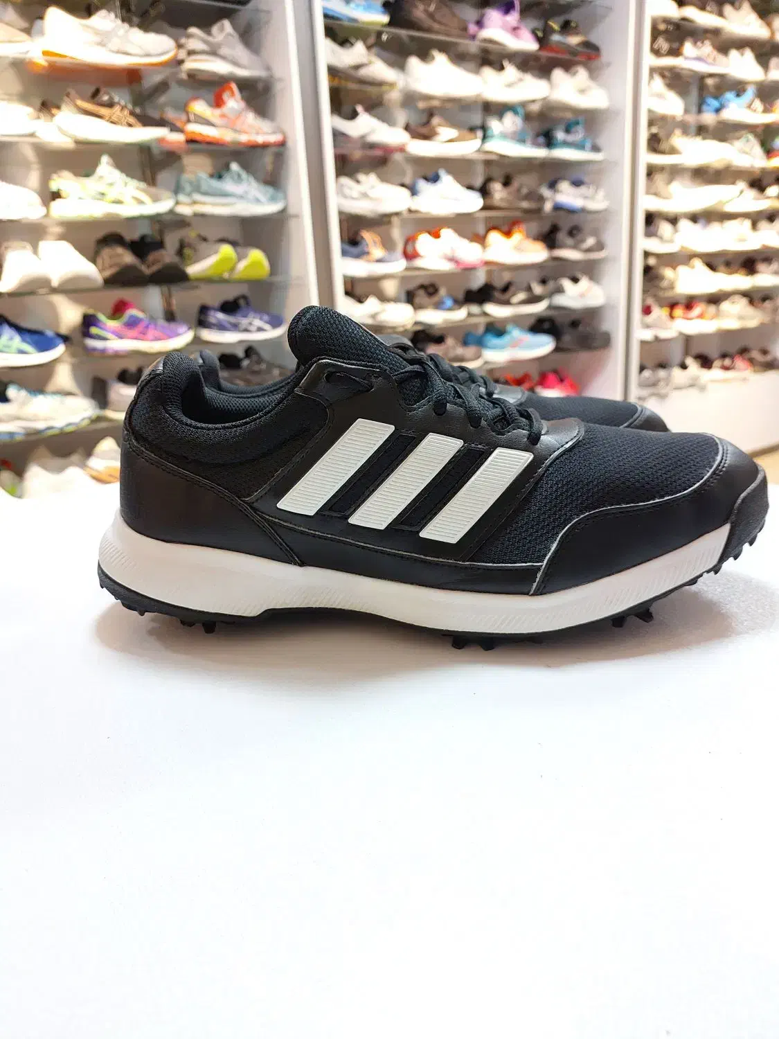 کتونی های اورجینال سایز ۴۴ ورق بزنید کد۲|کیف، کفش، کمربند|کرج, مهرویلا شمالی|دیوار