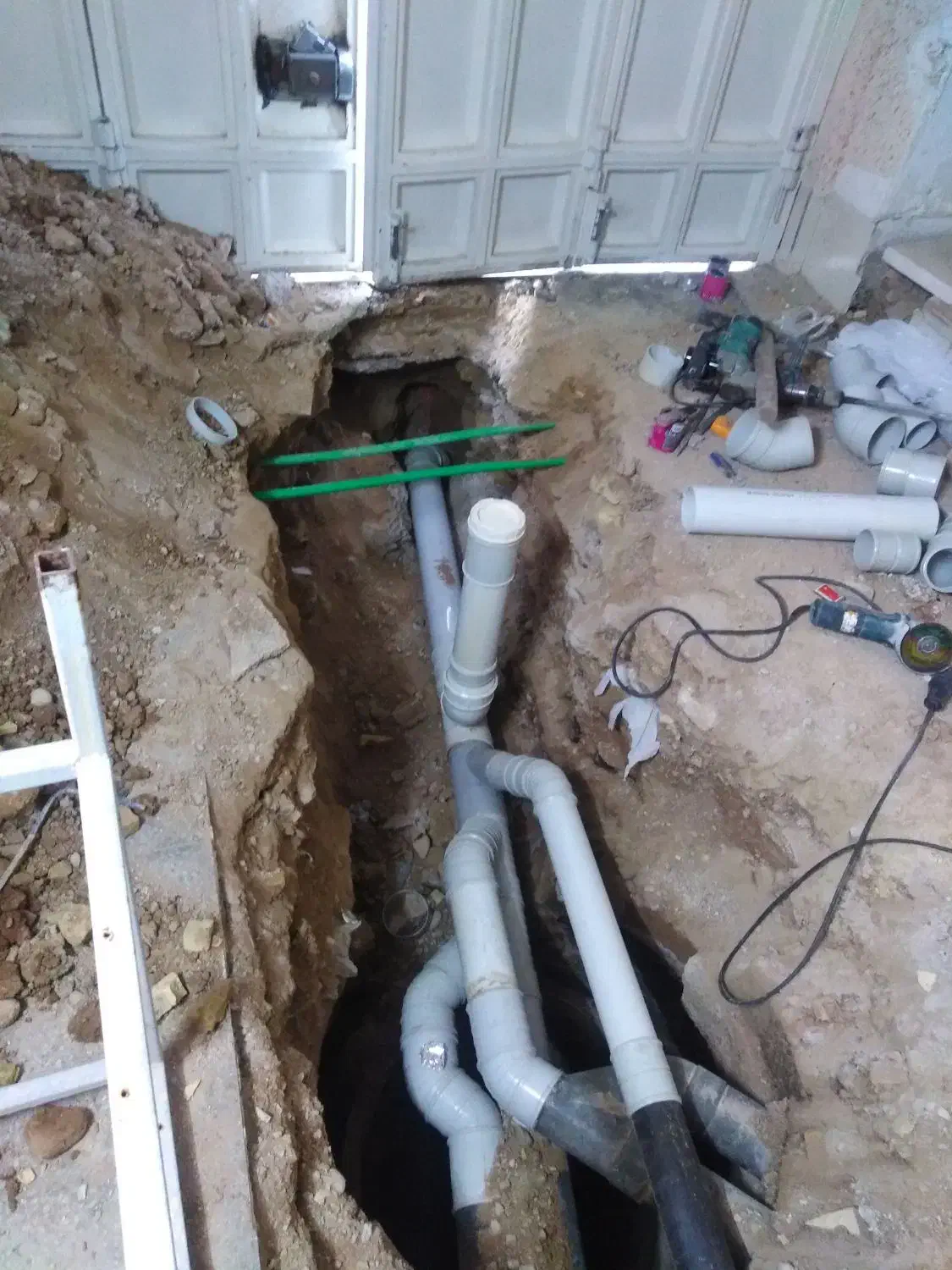 انشعاب گیری فاضلاب شهری|خدمات پیشه و مهارت|شیراز, انجیر|دیوار