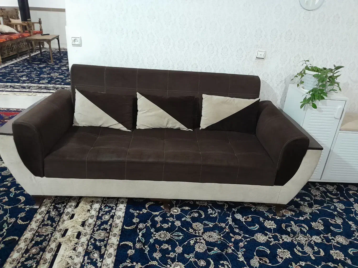 مبل|مبلمان خانگی و میز عسلی|بردسیر, |دیوار