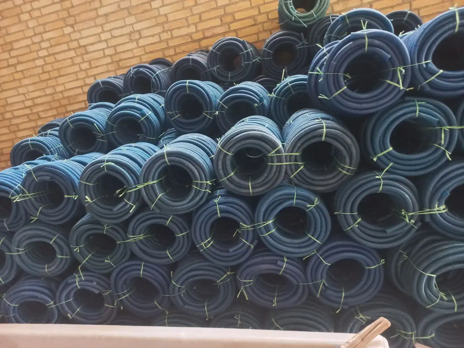 فروش لوله برق وخرطومی|عمده‌فروشی|یزد, |دیوار