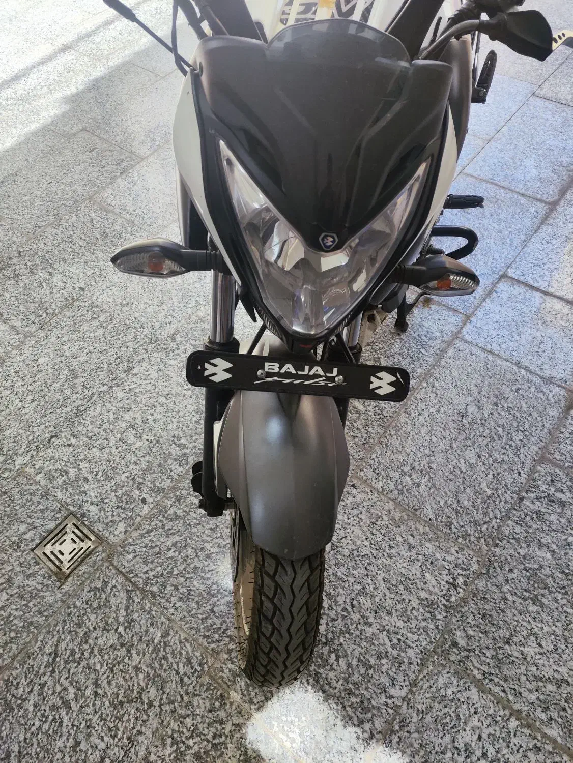 ns 200|موتورسیکلت|اصفهان, باغ زرشک|دیوار