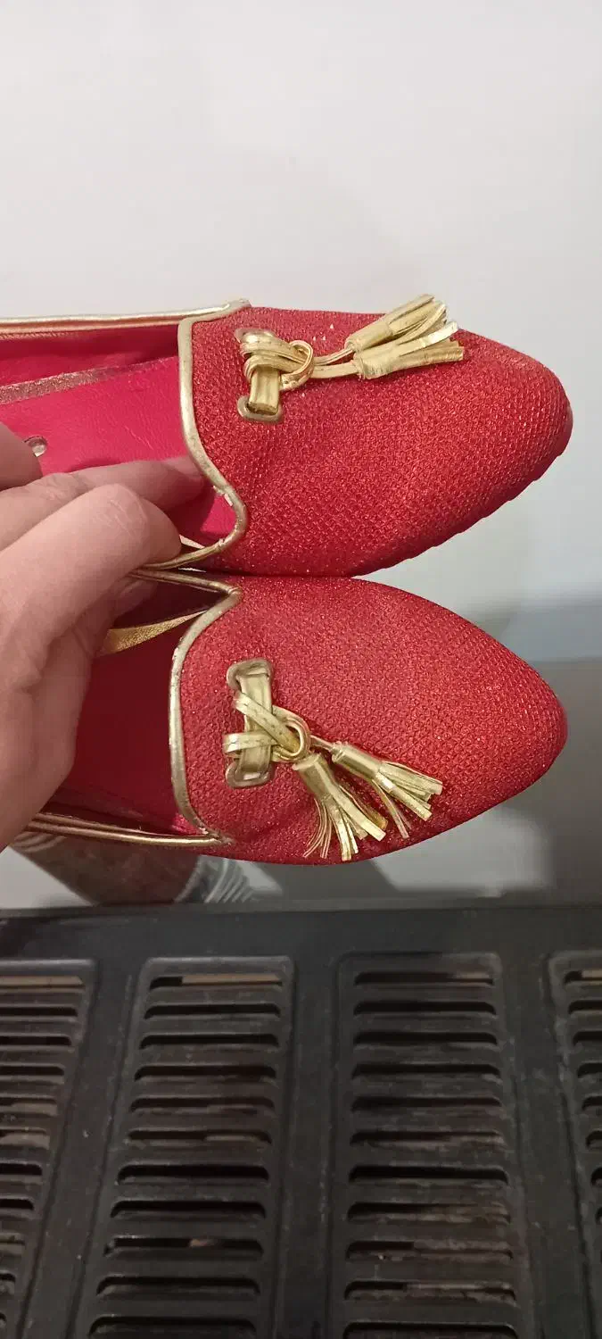 لوازم بچه سیسمونی لباس نو پتو نو کفش نو کریر نو نو|رختخواب، بالش، پتو|مشهد, دوست آباد|دیوار