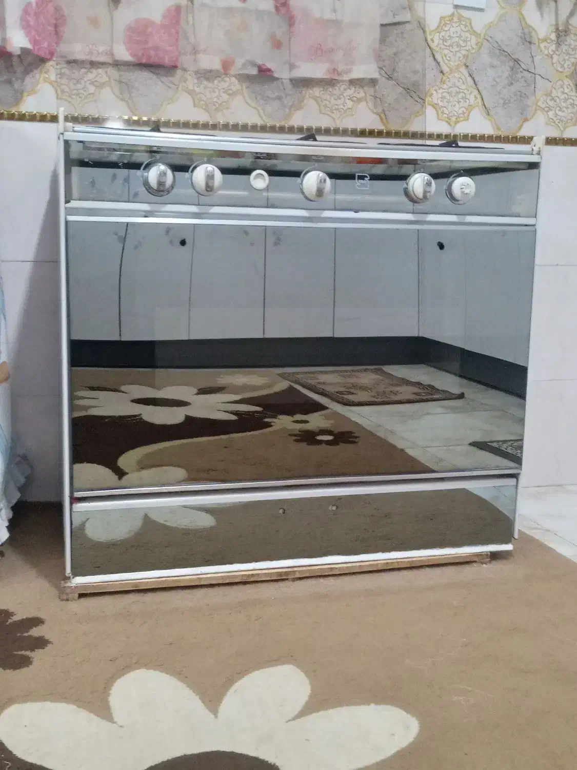 گاز و میز تلویزیون|اجاق گاز و لوازم برقی پخت‌وپز|بوژگان, |دیوار