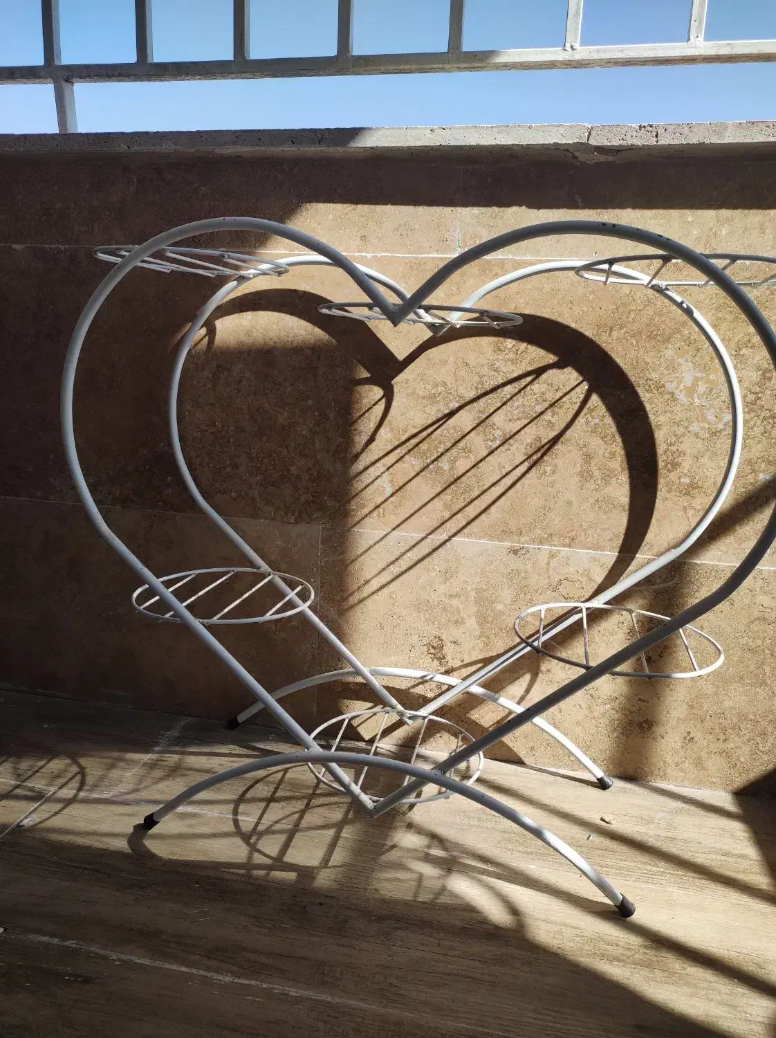 پایه گلدان قلبی|گل و گیاه طبیعی|رباطکریم, رباطکریم|دیوار