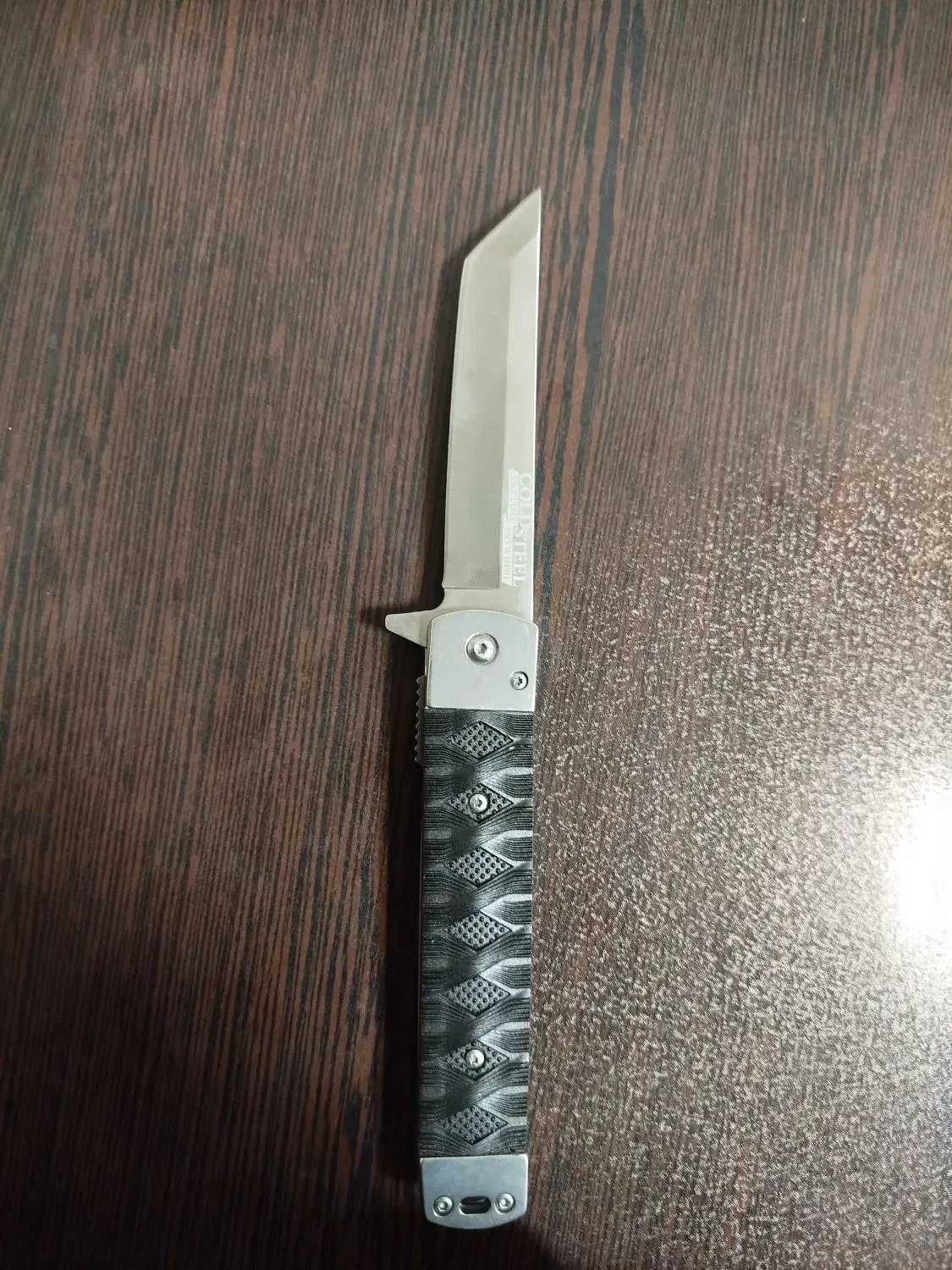 چاقو|کوهنوردی و کمپینگ|قم, ارم|دیوار