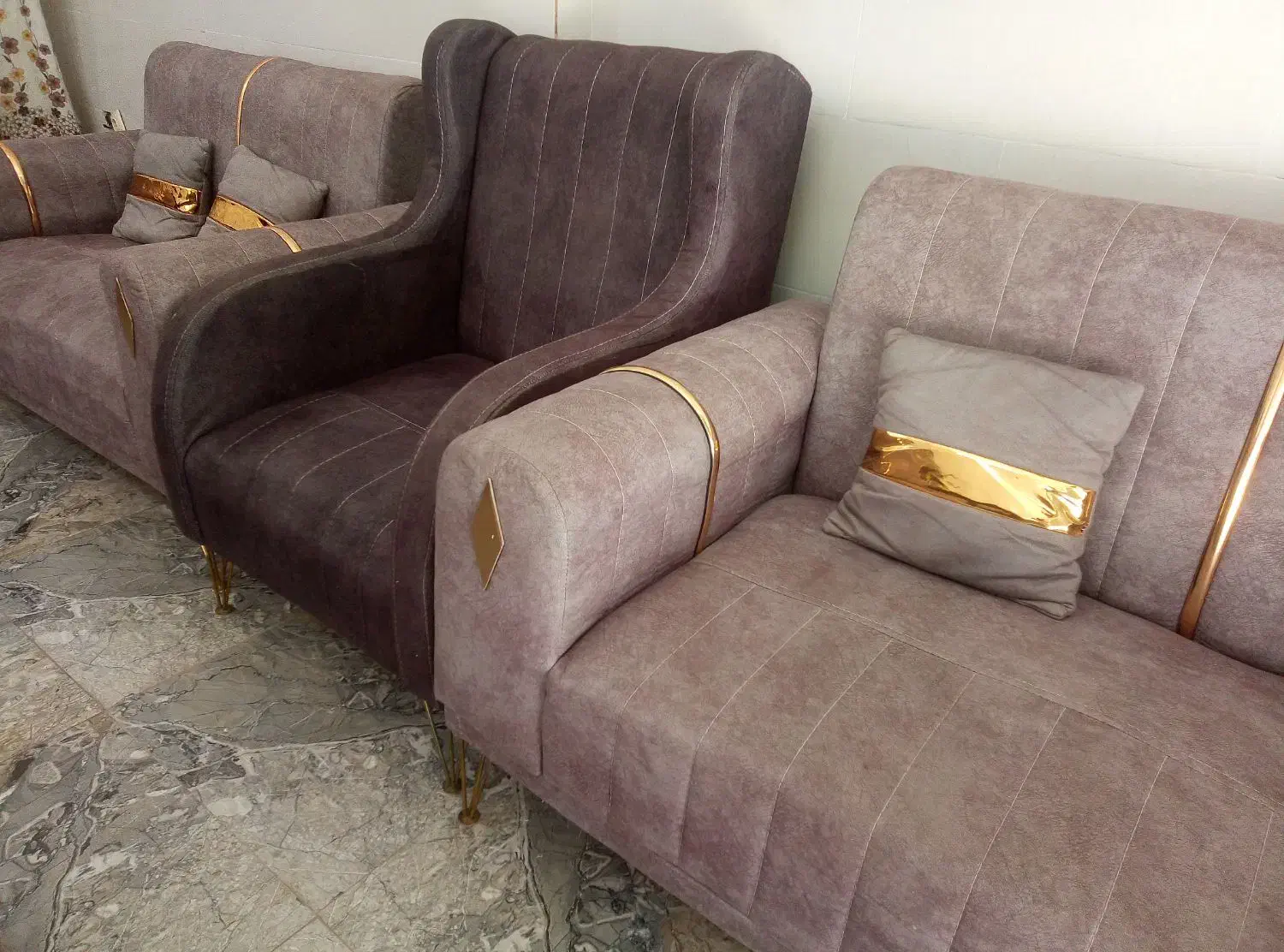 2دست مبل درحد جهیزیه تخفیف داده میشود|مبلمان خانگی و میز عسلی|تربت جام, مطهری|دیوار