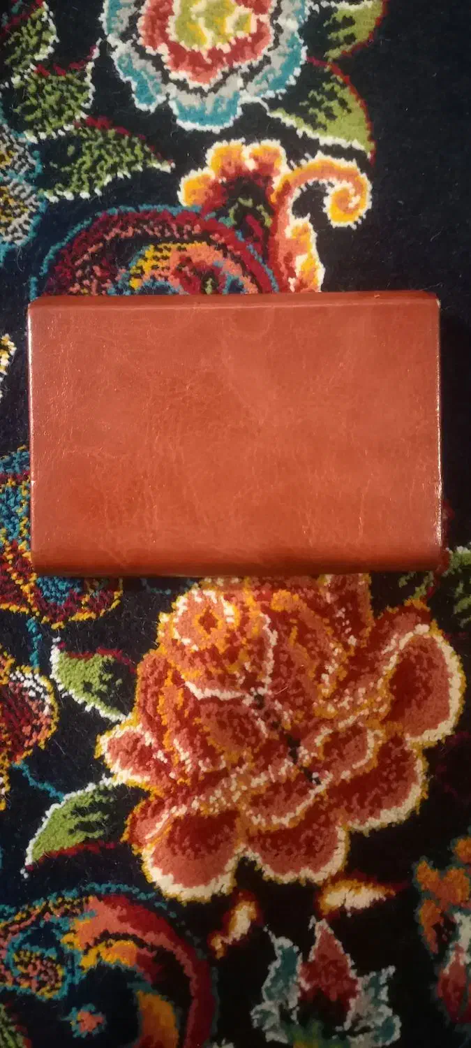 گم شده|اشیا|سیرجان, |دیوار