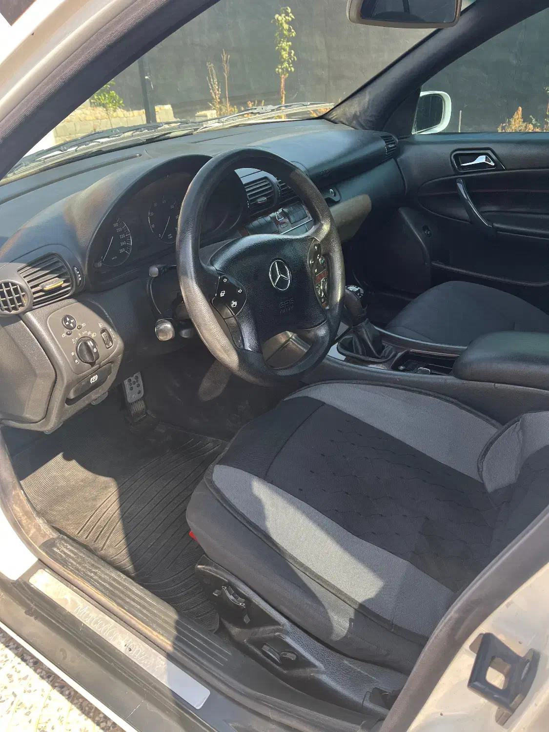 بنز c240|خودرو سواری و وانت|فردیس, منظریه|دیوار