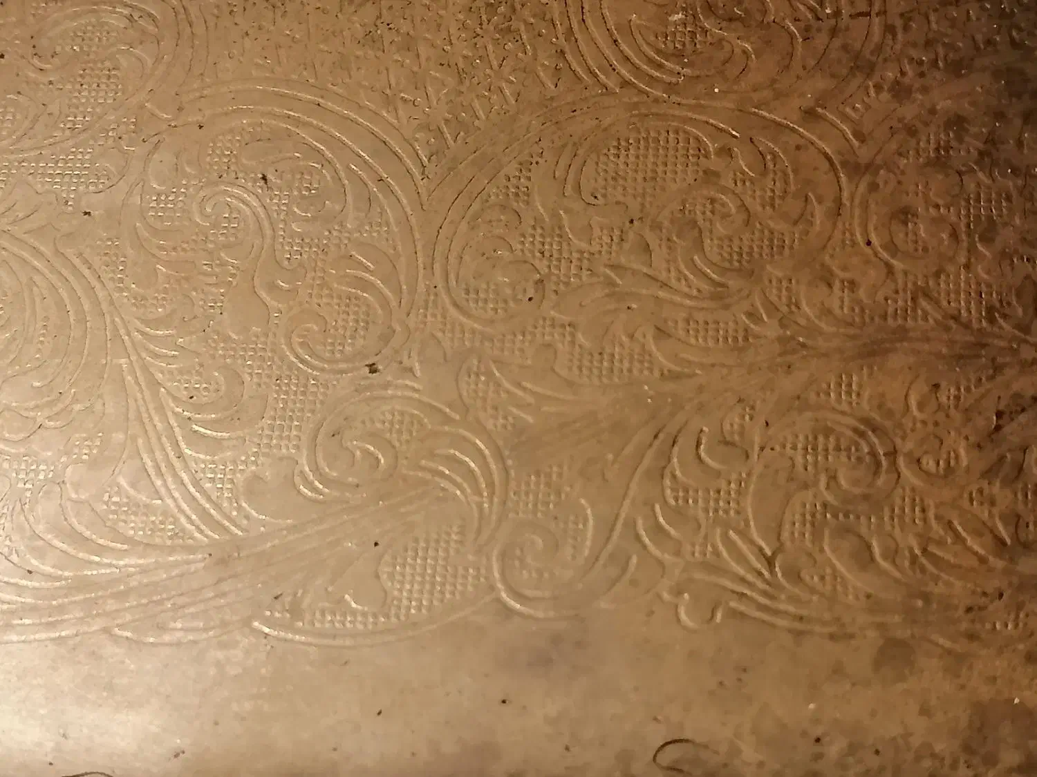 سینی برنجی قدیمی|کلکسیون اشیاء عتیقه|نیشابور, شهید جعفری|دیوار