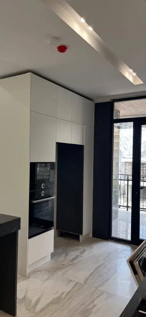 ۲۱۲ متر ۳ خواب مستر  ( تک واحدی  ) نوساز