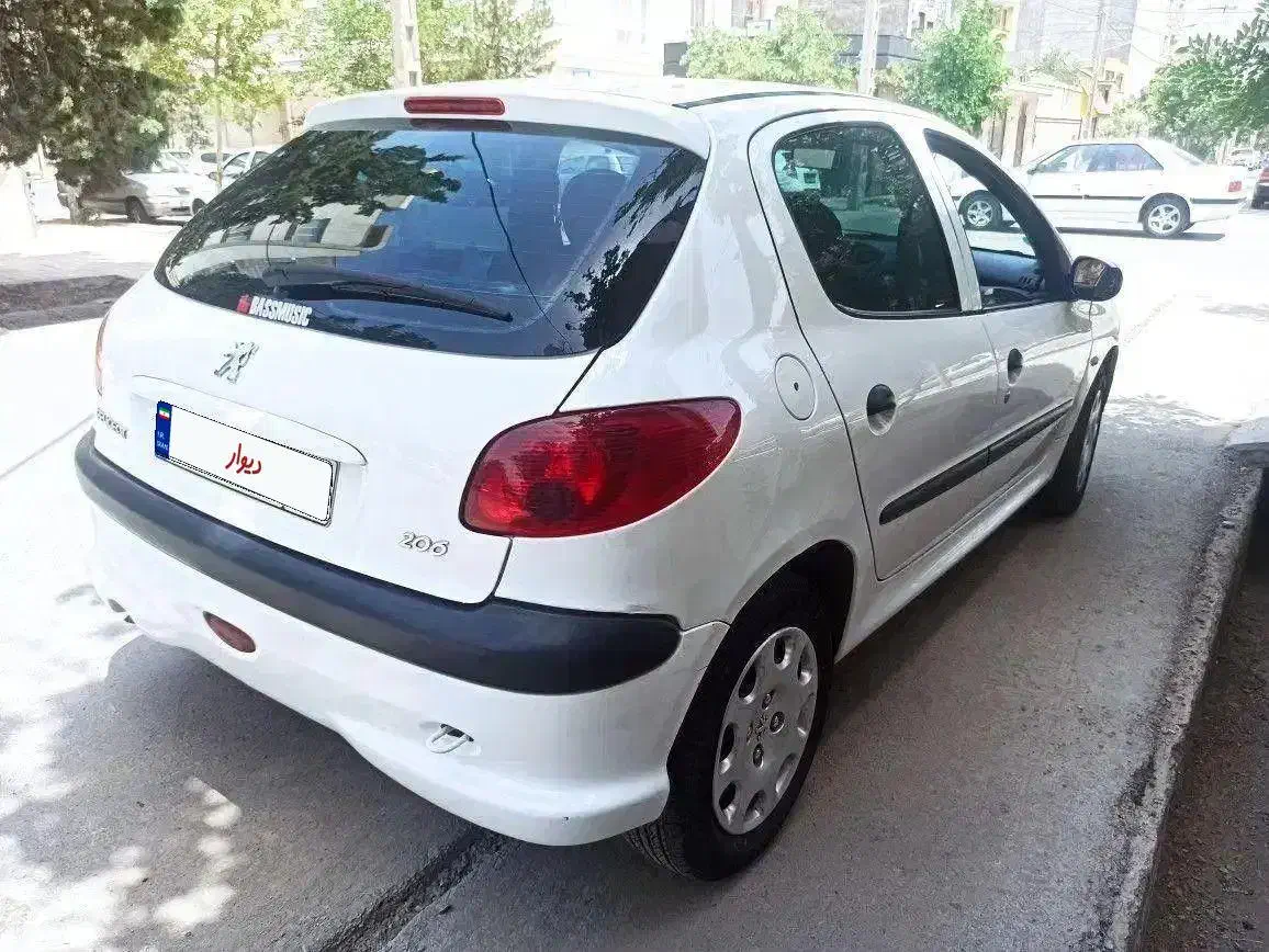 پژو 206.|خودرو سواری و وانت|مشهد, نیروی هوایی|دیوار