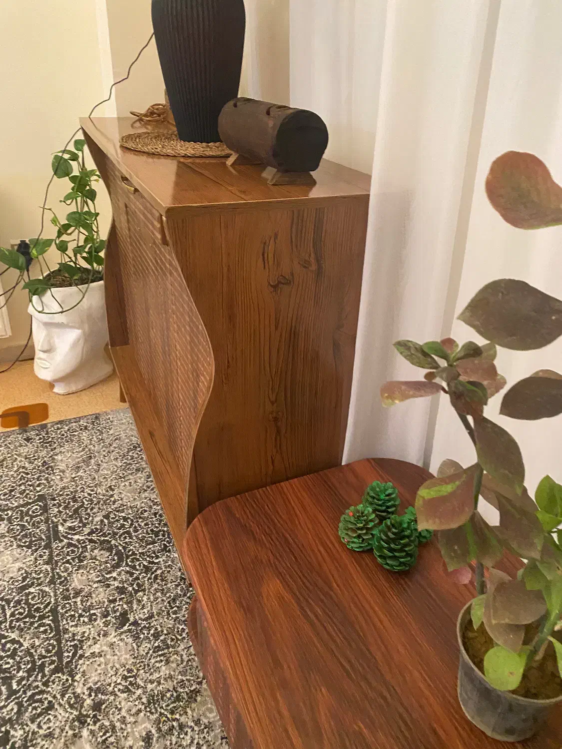 جاکفشی|جاکفشی، کمد، دراور|سهند, |دیوار