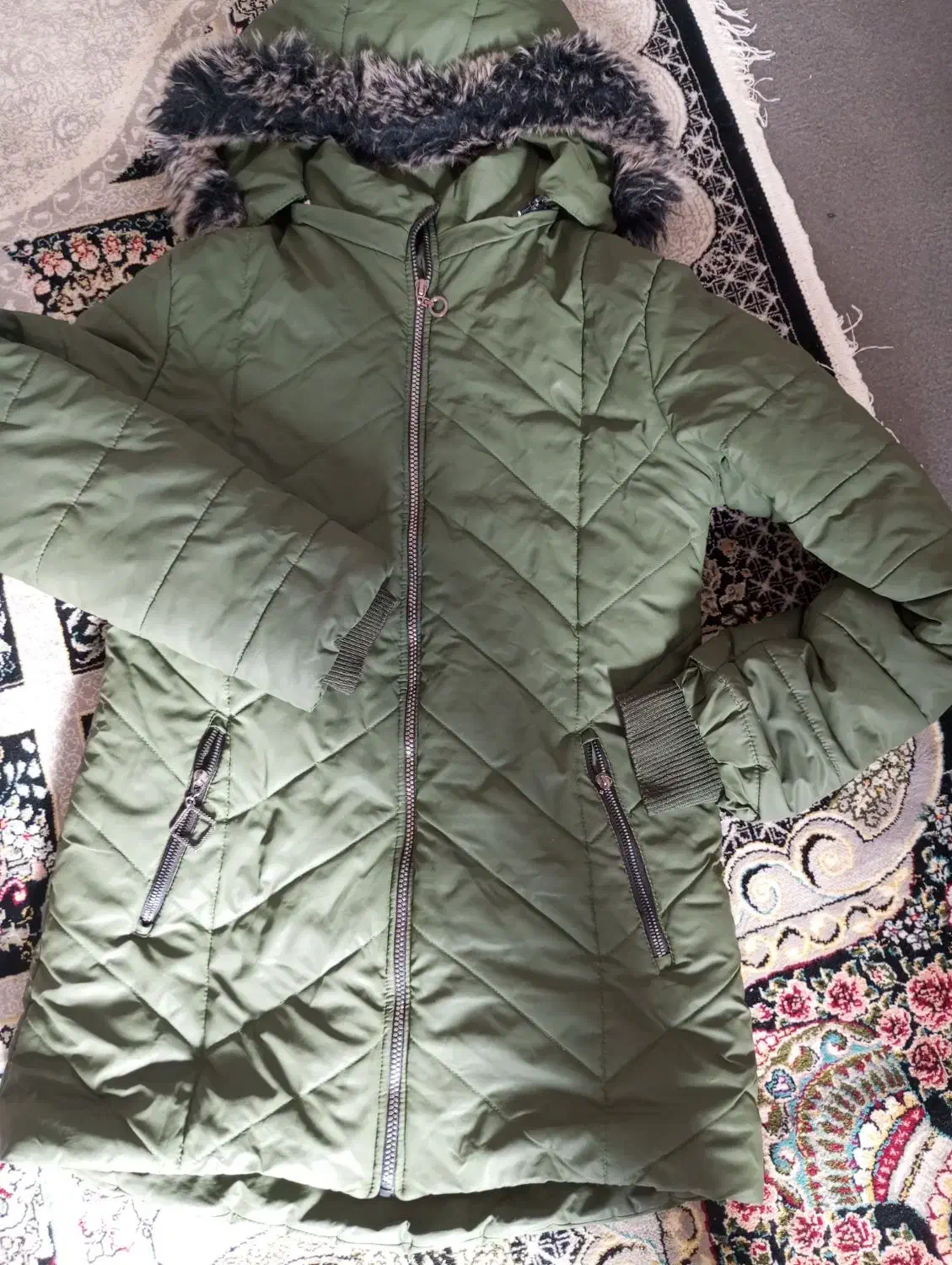 کاپشن و پوتین و کلاه|کفش و لباس بچه|قره پشتلو, |دیوار