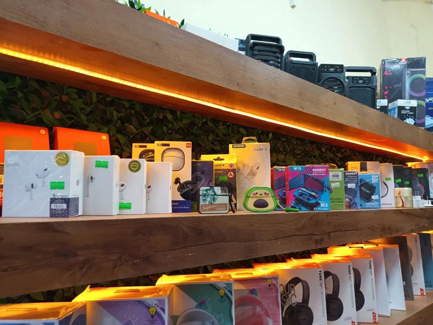 ویترین مغازه|بوفه، ویترین، کنسول|قزوین, |دیوار