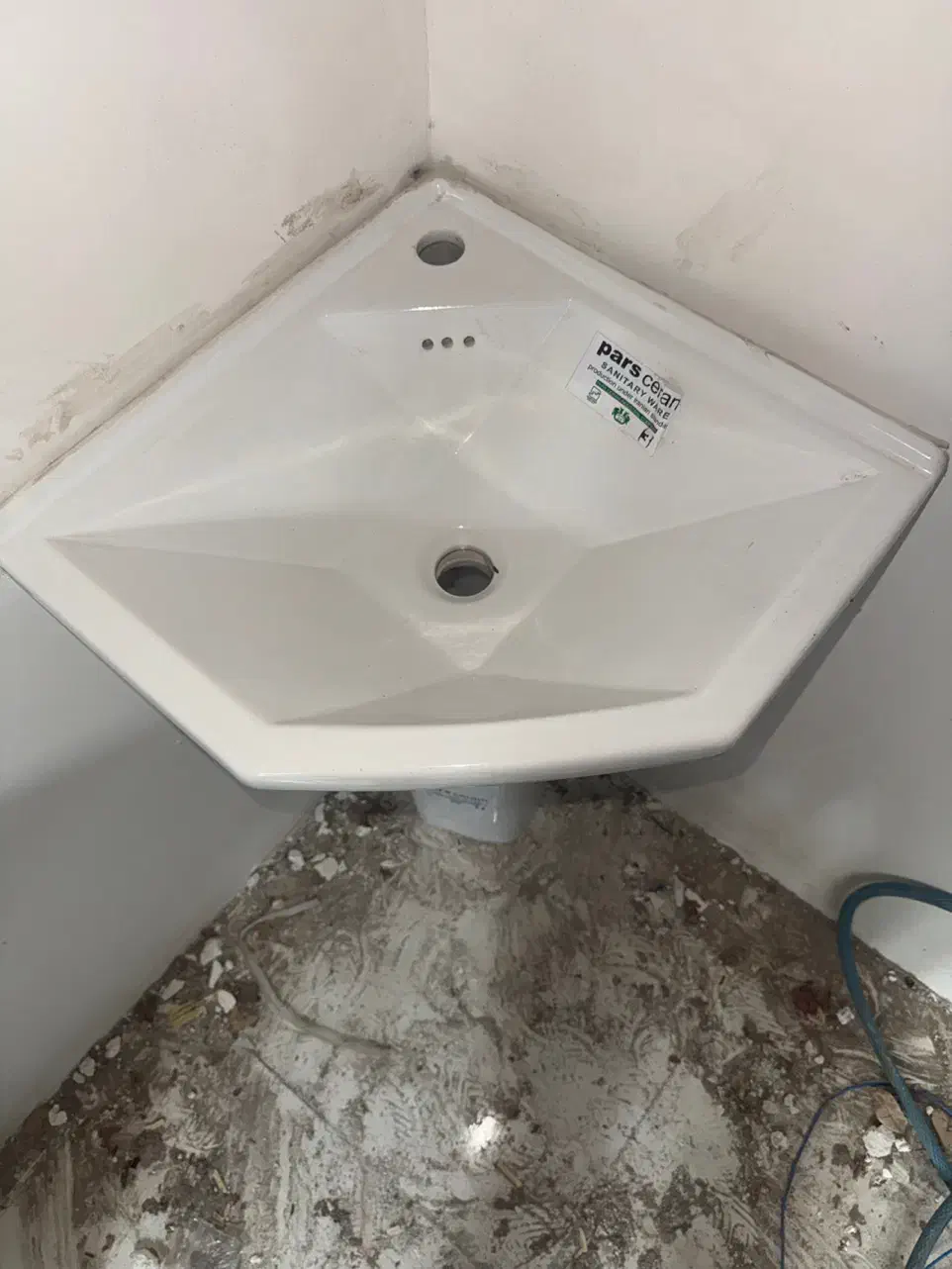 روشویی نو کیفیت گریدA|لوازم سرویس بهداشتی|بوشهر, |دیوار