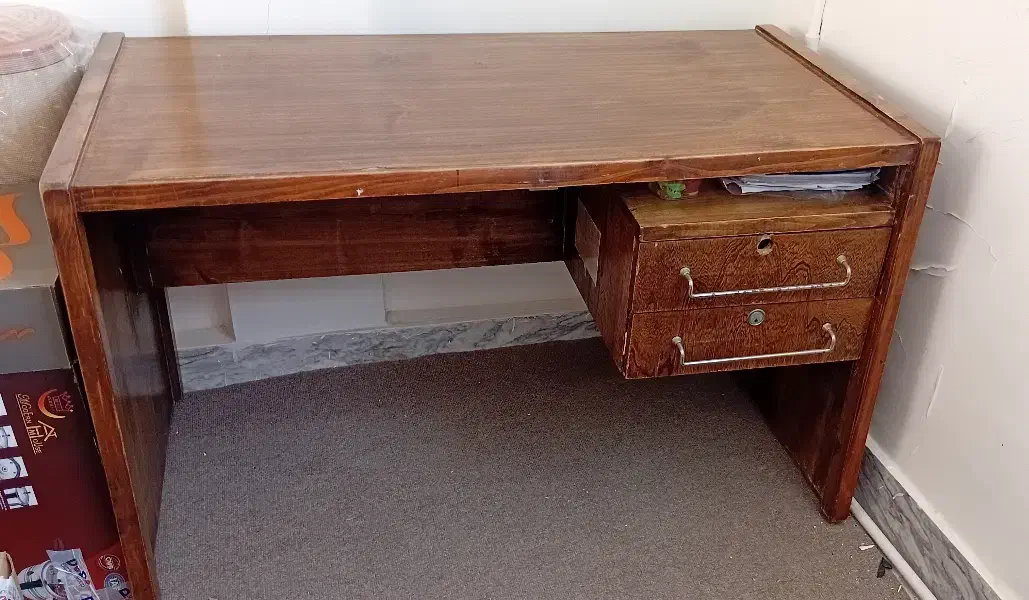 میز تحریر|میز تحریر و کامپیوتر|اراک, |دیوار