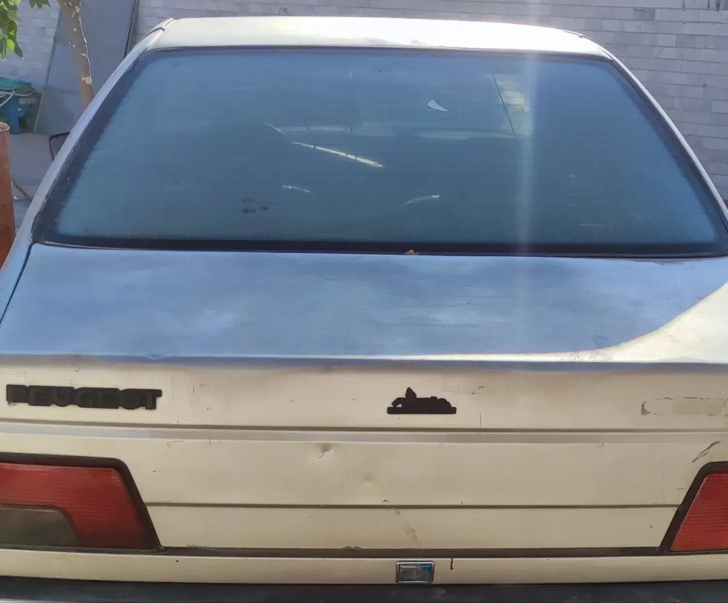 405بژ متالیک مدل 83 سالم|خودرو سواری و وانت|ابرکوه, |دیوار