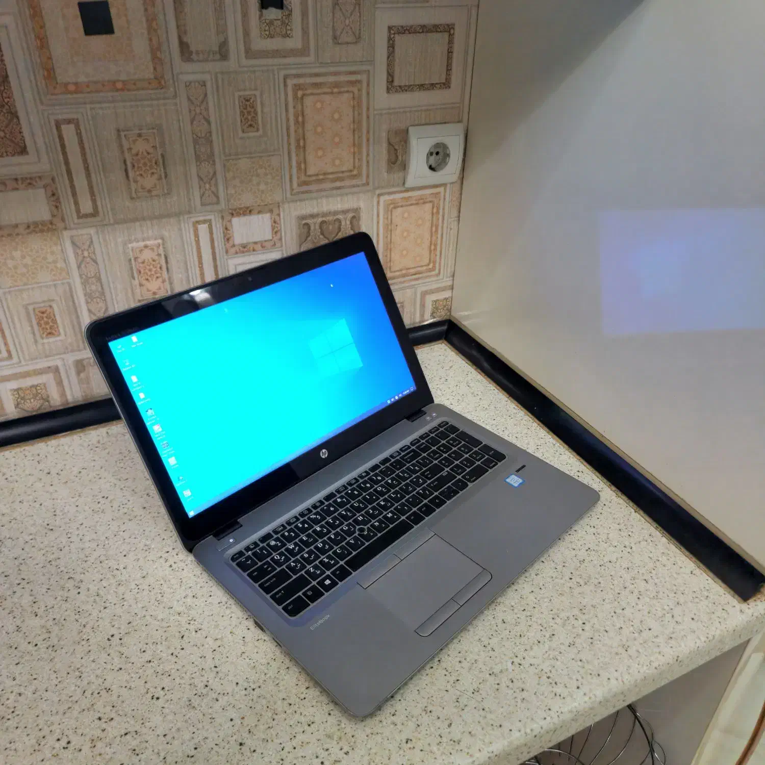 لپ تاب Hp core i7 نسل هفتم سالم در حد نو|رایانه همراه|تهران, مقدم|دیوار