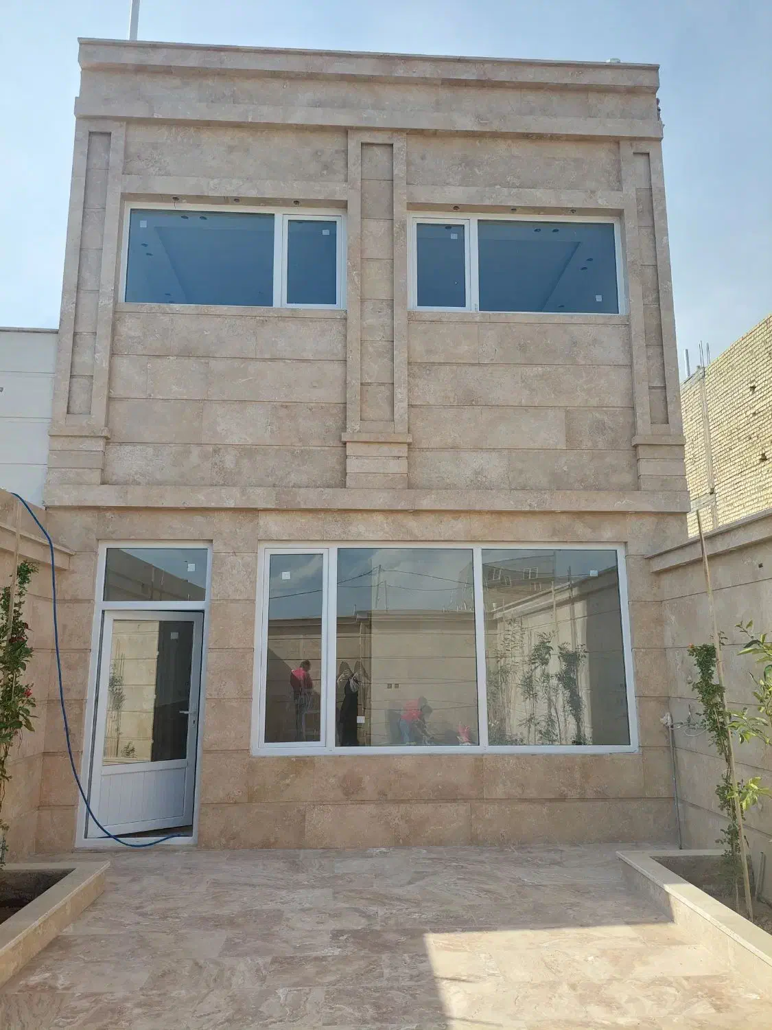 منزل ۲ طبقه کلیدنخورده نبش بلوار اصلی|فروش خانه و ویلا|کاشان, قطب راوندی|دیوار