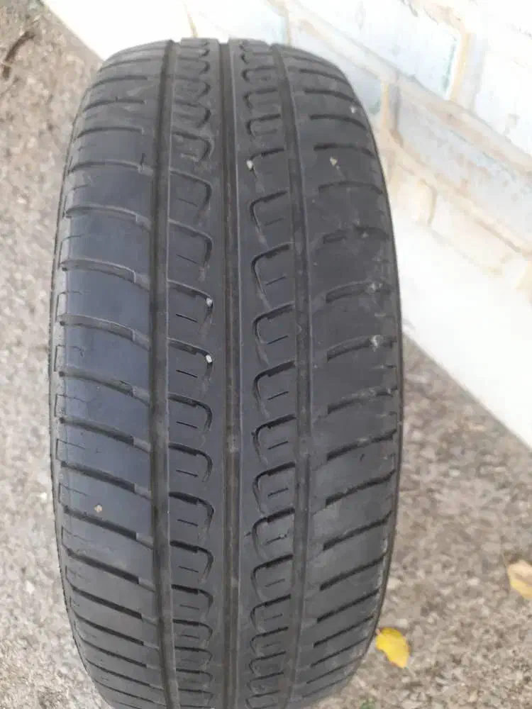 چهارحلقه لاستیک ۱۷۵یزد/ویک حلقه رودستون ۱۸۵ پرایدی|قطعات یدکی و لوازم جانبی|کرج, حیدرآباد|دیوار