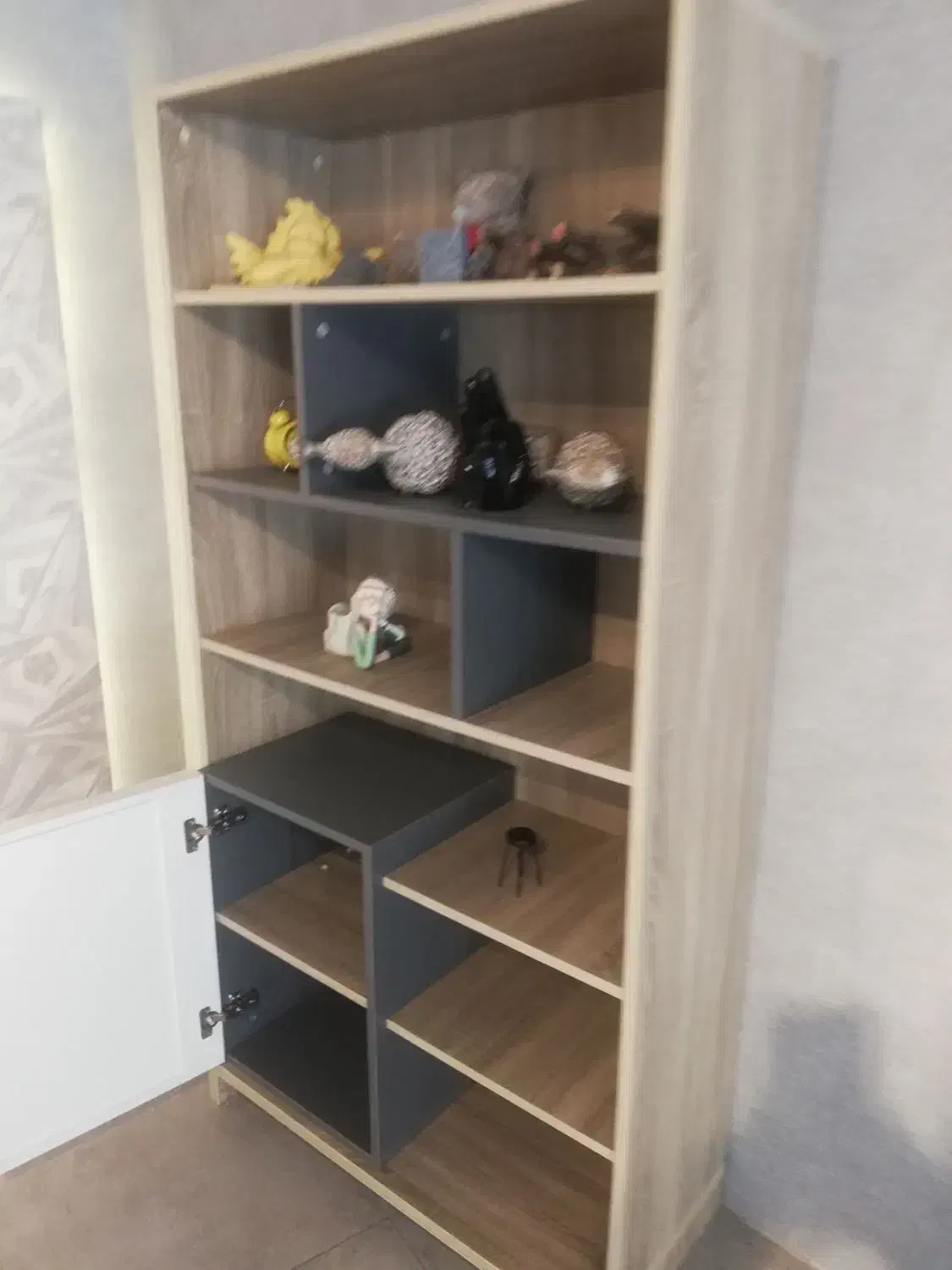 کتابخانه، دکور، ویترین|کتابخانه، شلف، قفسه‌های دیواری|تنکابن, |دیوار