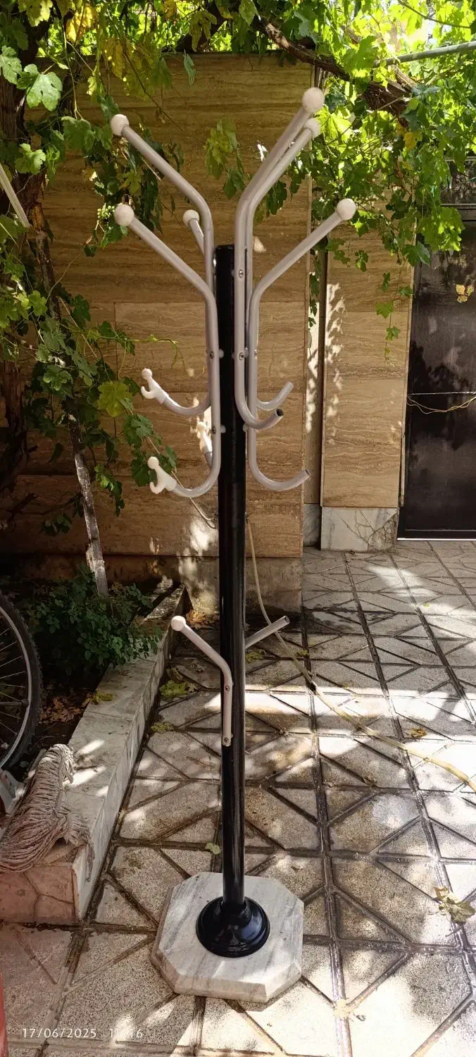 جالباسی|بندرخت و رخت‌آویز|مشهد, شهرک امام هادی (شهرک غرب)|دیوار