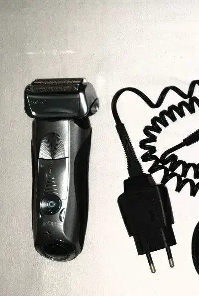 ماشین ریش تراش براون سری 7|آرایشی، بهداشتی، درمانی|کیش, |دیوار