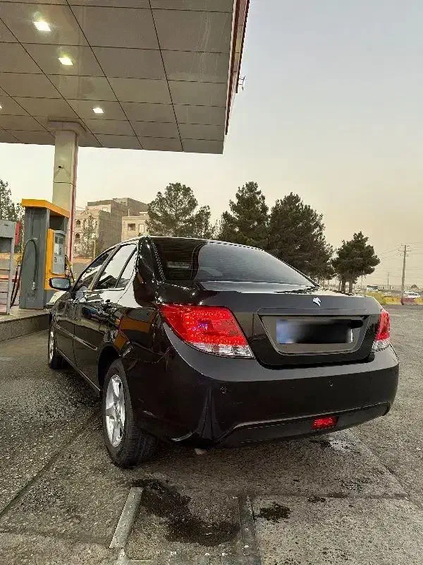 دنا مدل۹۵ مشکی|خودرو سواری و وانت|اندیشه, اندیشه فاز ۴|دیوار