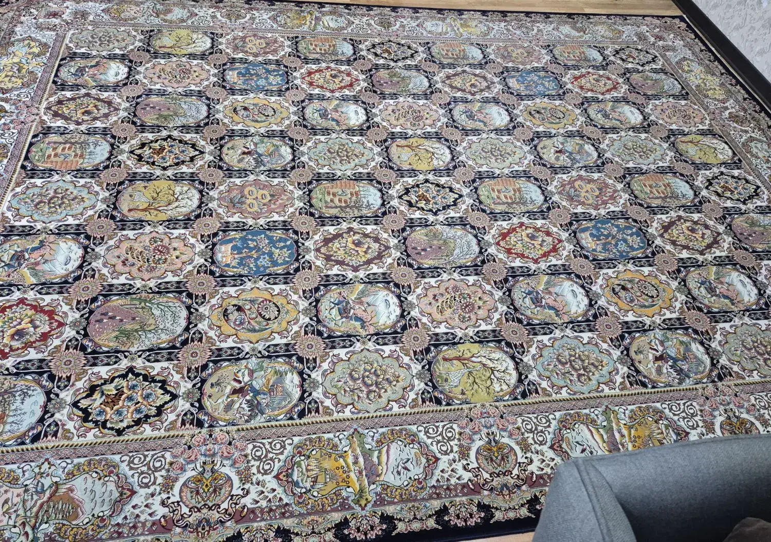 یک جفت فرش ماشینی مدل خشتی ۱۲ متری|فرش|قزوین, |دیوار