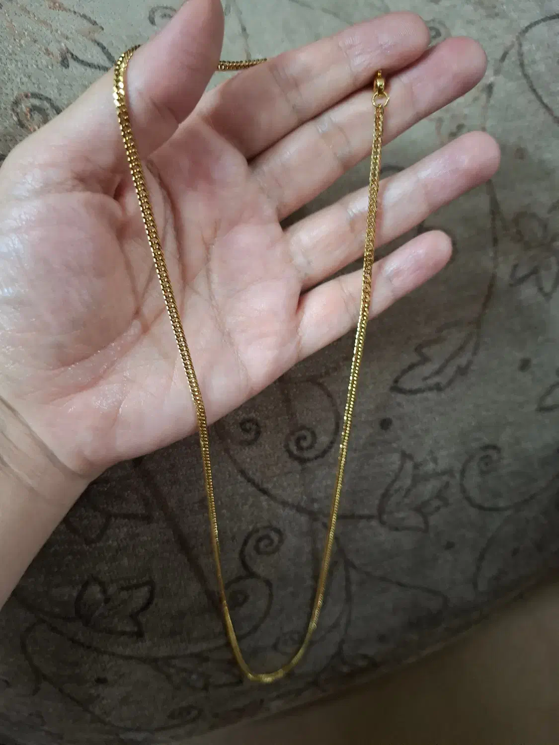 زنجیر گردن طلایی|جواهرات|شیراز, غدیر جنوبی|دیوار