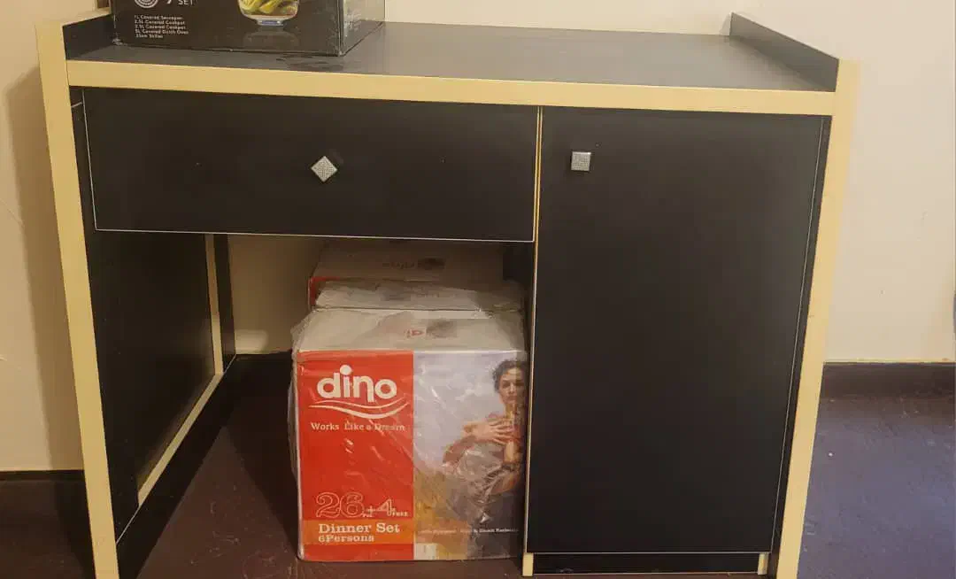 میز اداری / میز تحریر|میز تحریر و کامپیوتر|بندر ماهشهر, |دیوار