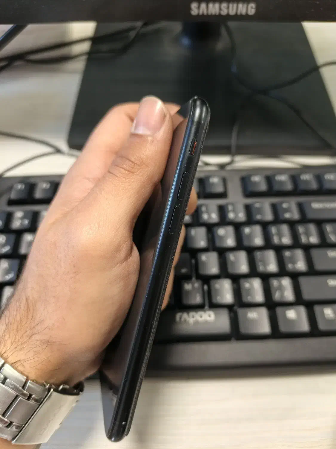 ایفونSe 2020|موبایل|کرج, اصفهانی‌ها|دیوار