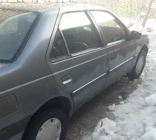 پژو۲۰۰۰|خودرو سواری و وانت|همدان, |دیوار