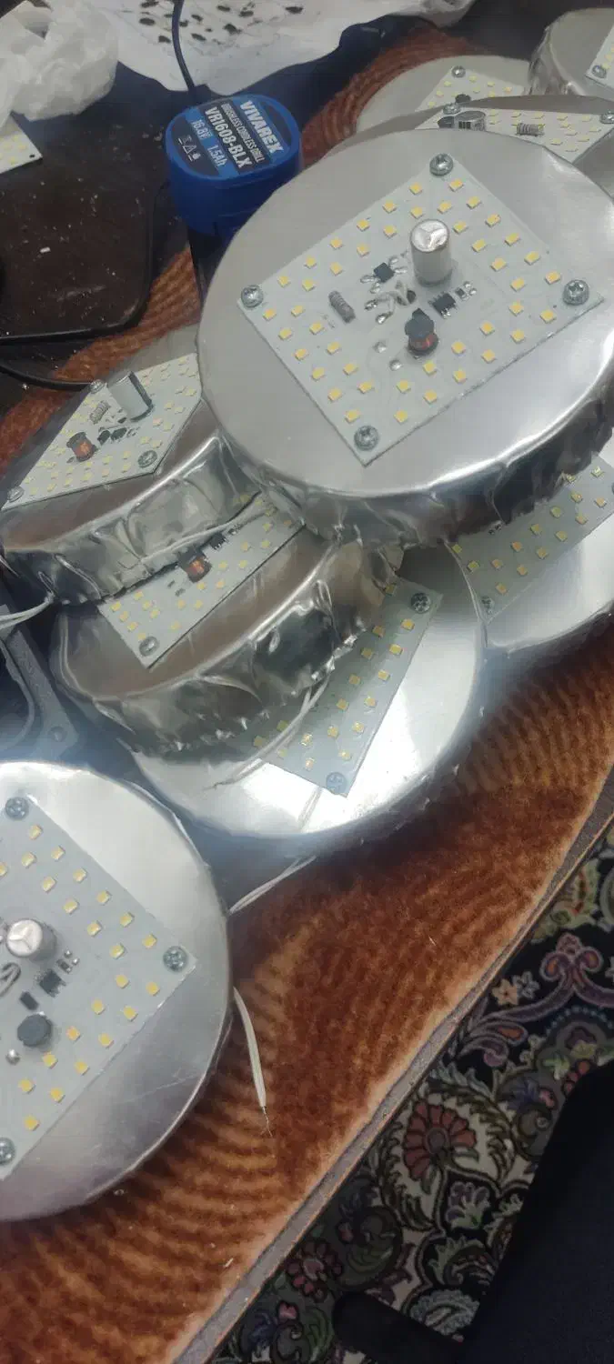 لامپ/ ال ای دی/حبابی /کم مصرف|لامپ و چراغ|قم, شاه ابراهیم|دیوار