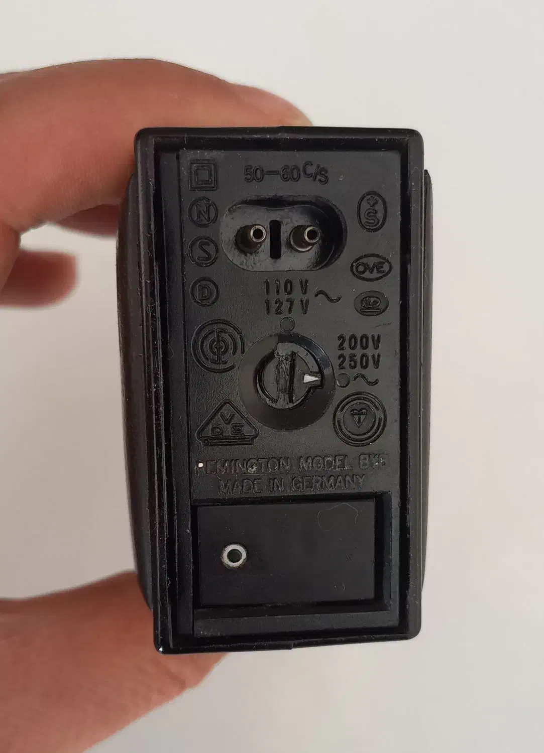 ماشین ریش تراش عتیقه|کلکسیون اشیاء عتیقه|قائن, |دیوار