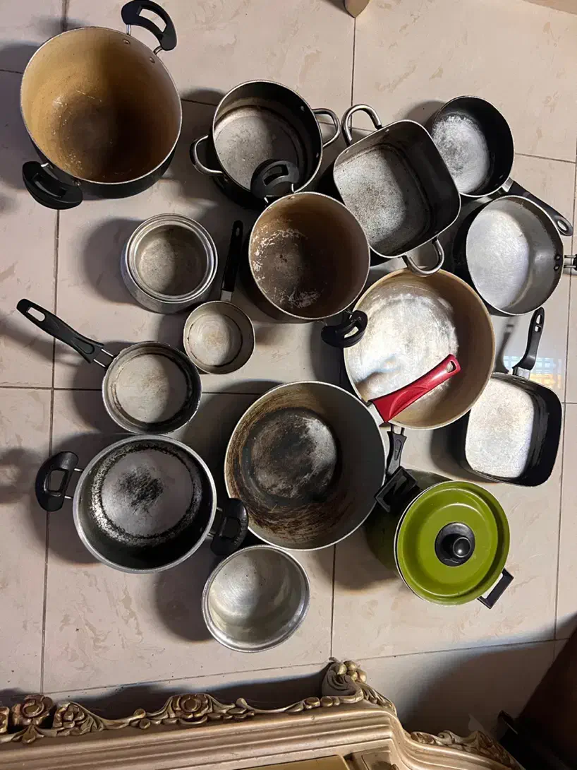 فروش دیگ و تابه استفاده شده|ظروف پخت‌وپز|رشت, منظریه|دیوار