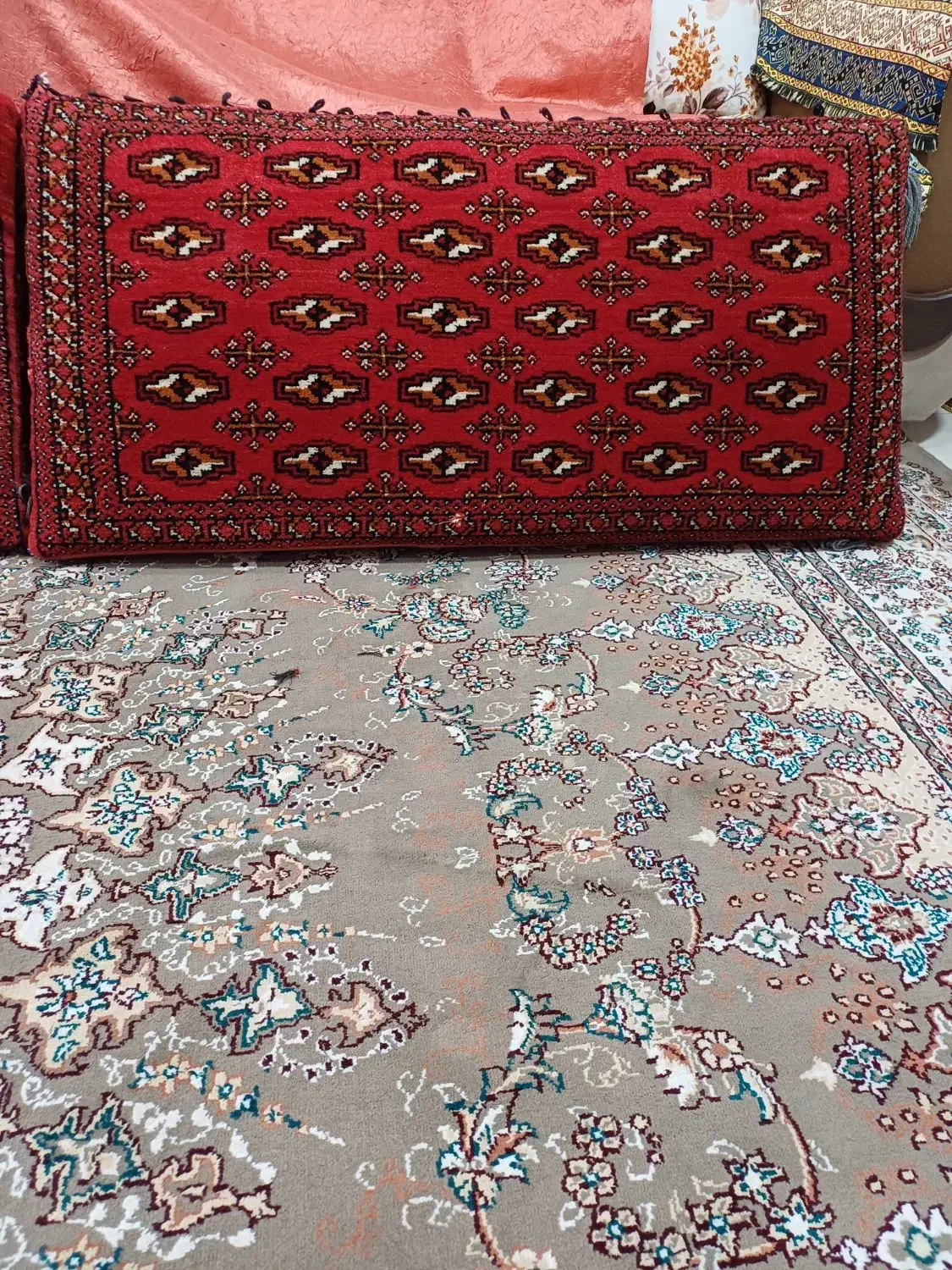 یک جفت پشتی دست بافت نو بفروش میرسد|پشتی|شیراز, شهرک سراج‎|دیوار