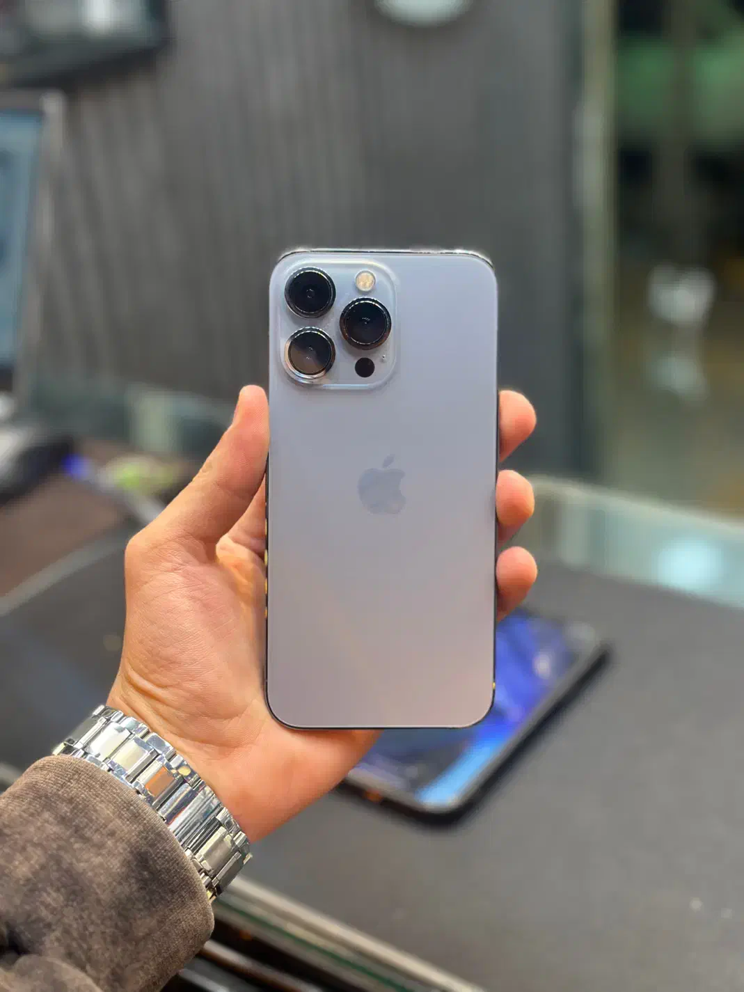 iPhone 13 Pro تک سیم|موبایل|نیشابور, فردوس شمالی|دیوار