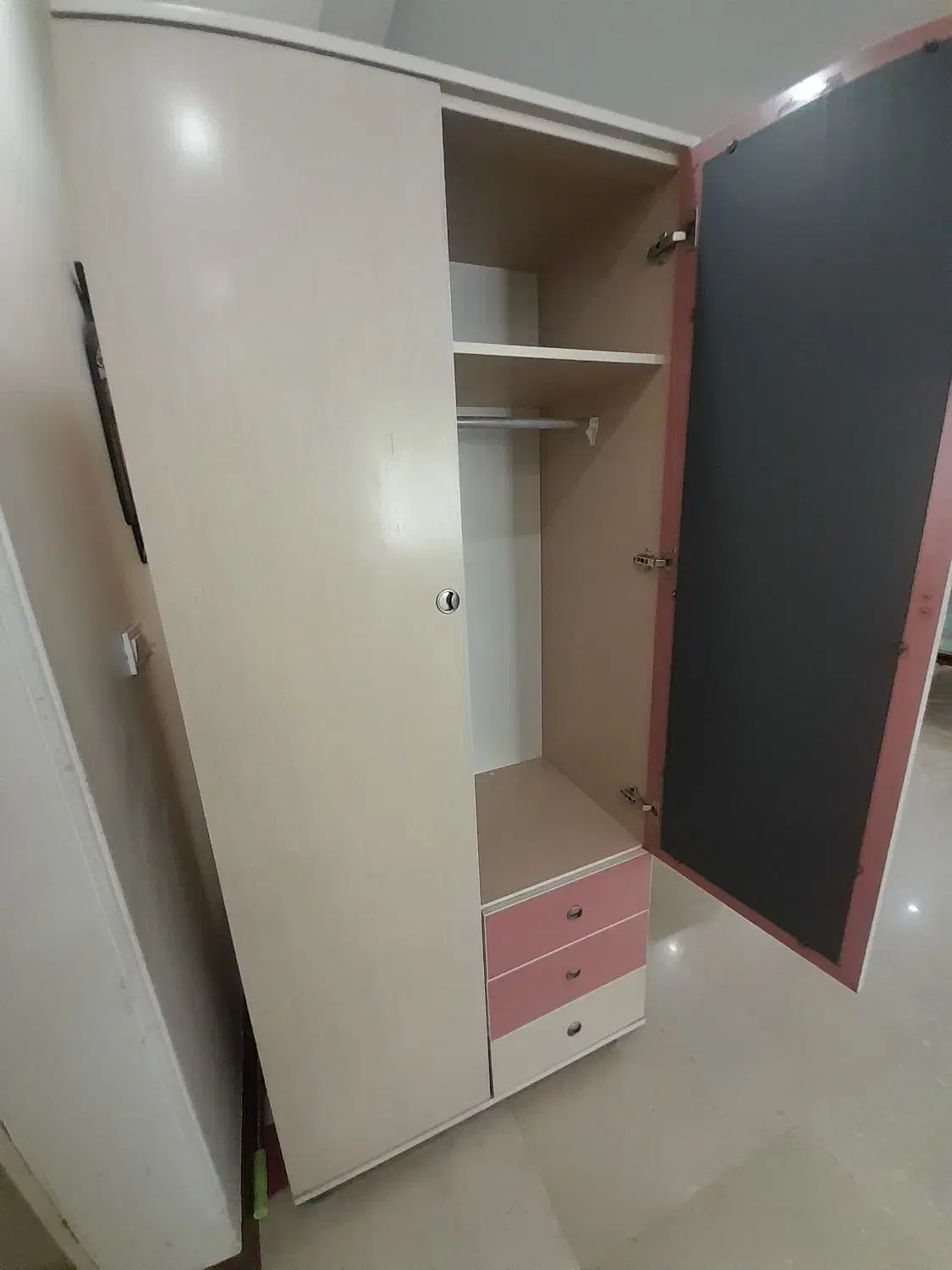 کمد MFD اصل|جاکفشی، کمد، دراور|تهران, علم و صنعت|دیوار