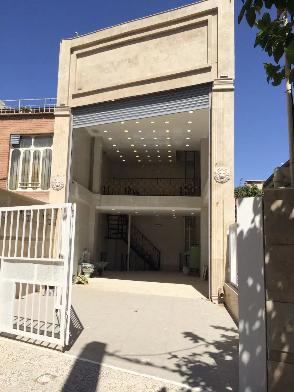 اجاره مغازه بلوار سیاحتگر|اجارهٔ مغازه و غرفه|شیراز, اصلاح‌نژاد|دیوار