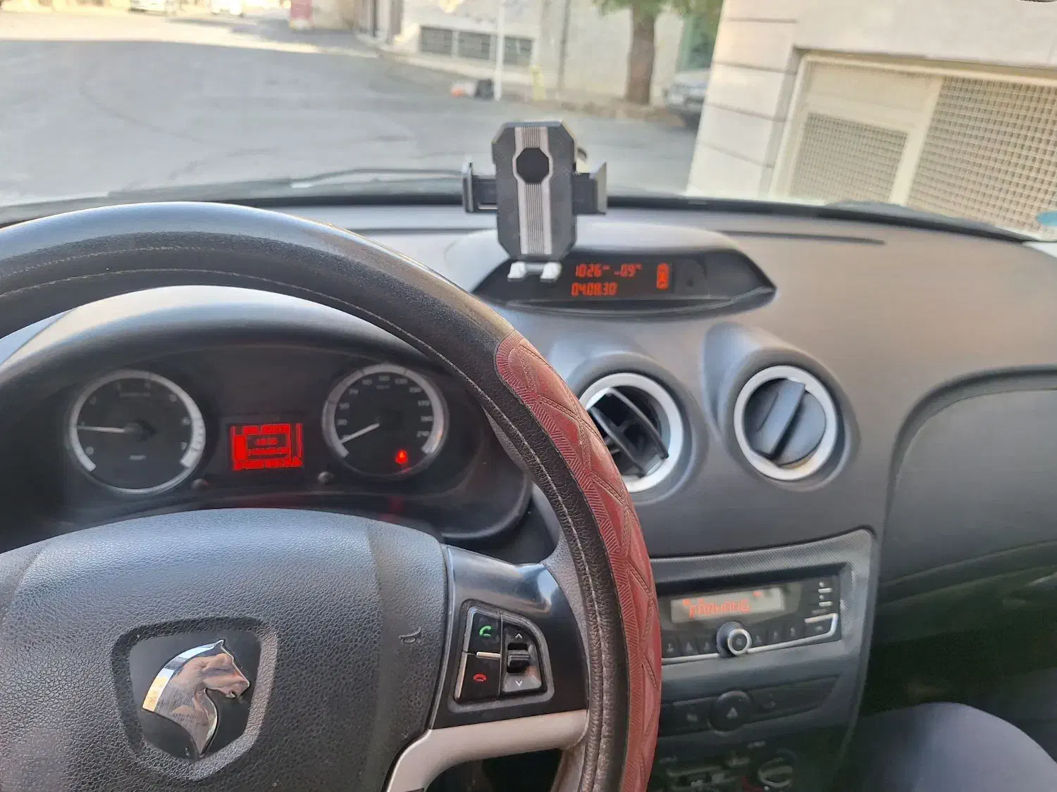 رانا پلاس ۹۹ خونگی کم‌کارکرد|خودرو سواری و وانت|نجف‌آباد, سعدی|دیوار