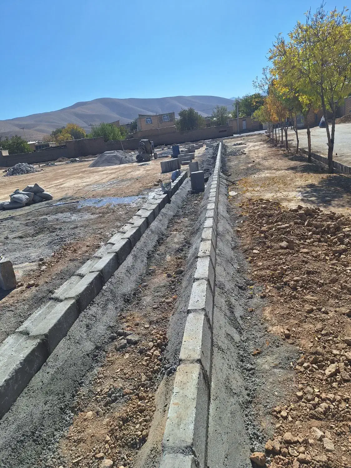 کارگر روزمزد|استخدام معماری، عمران و ساختمانی|شهرکرد, |دیوار