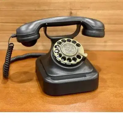 فروش تعداد ۱۶ خط سریالی تلفن با پیش شماره ۸۸۹۹|تلفن رومیزی|تهران, فلسطین (میدان انقلاب)|دیوار