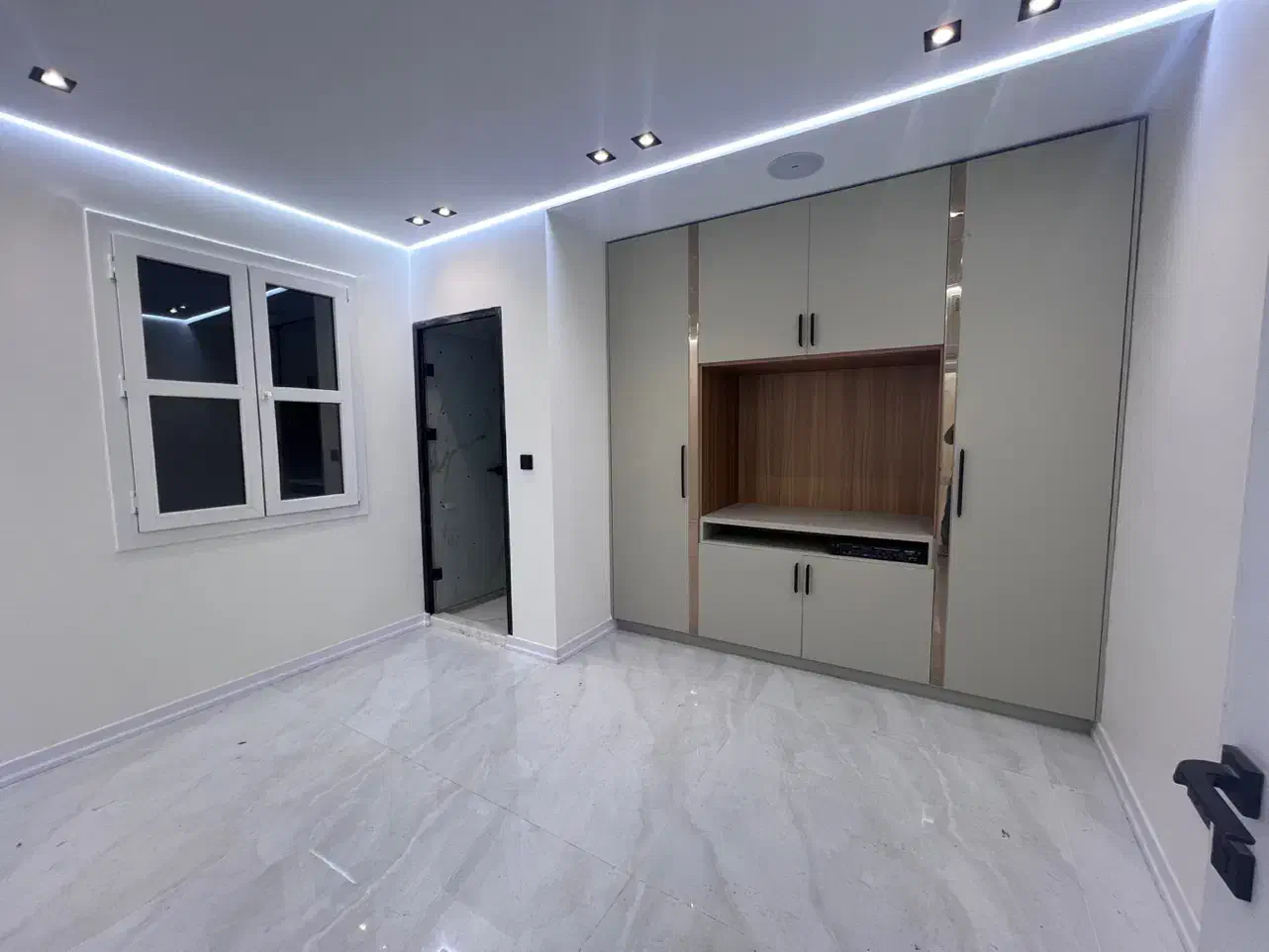 شهرک غرب سه خواب ویلایی کلید نخورده ویو ابدی