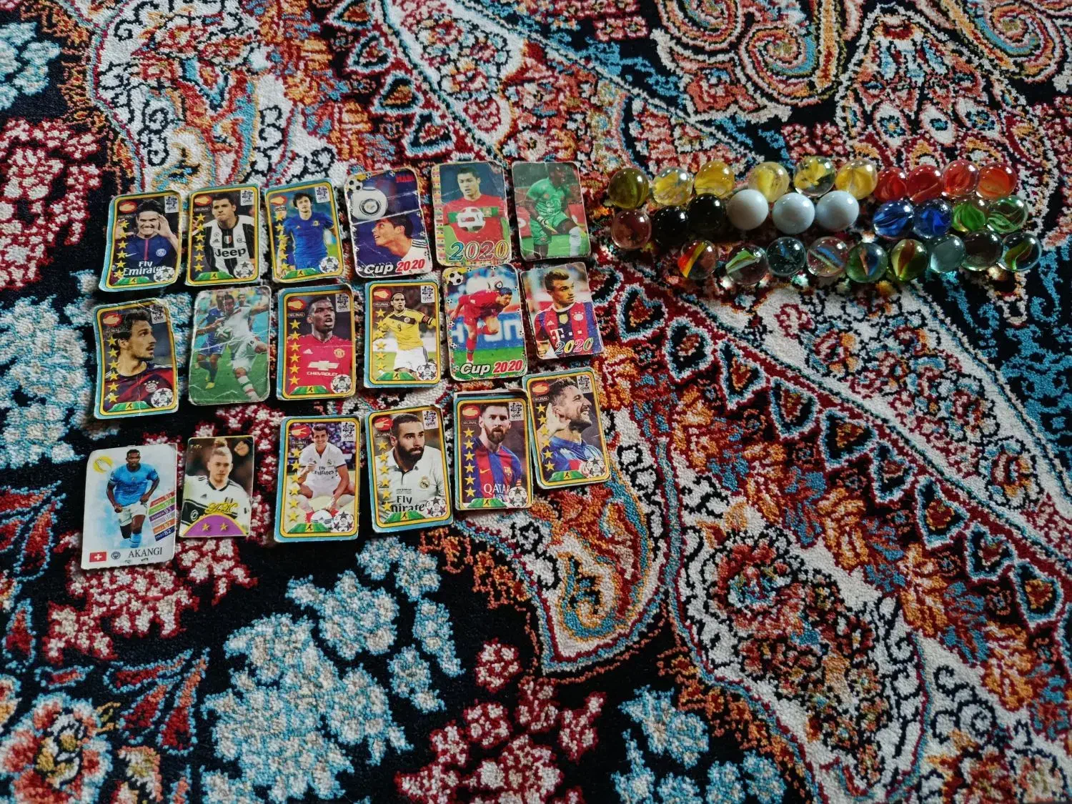 تیله وعکس بازی|اسباب‌‌بازی|اشنویه, |دیوار