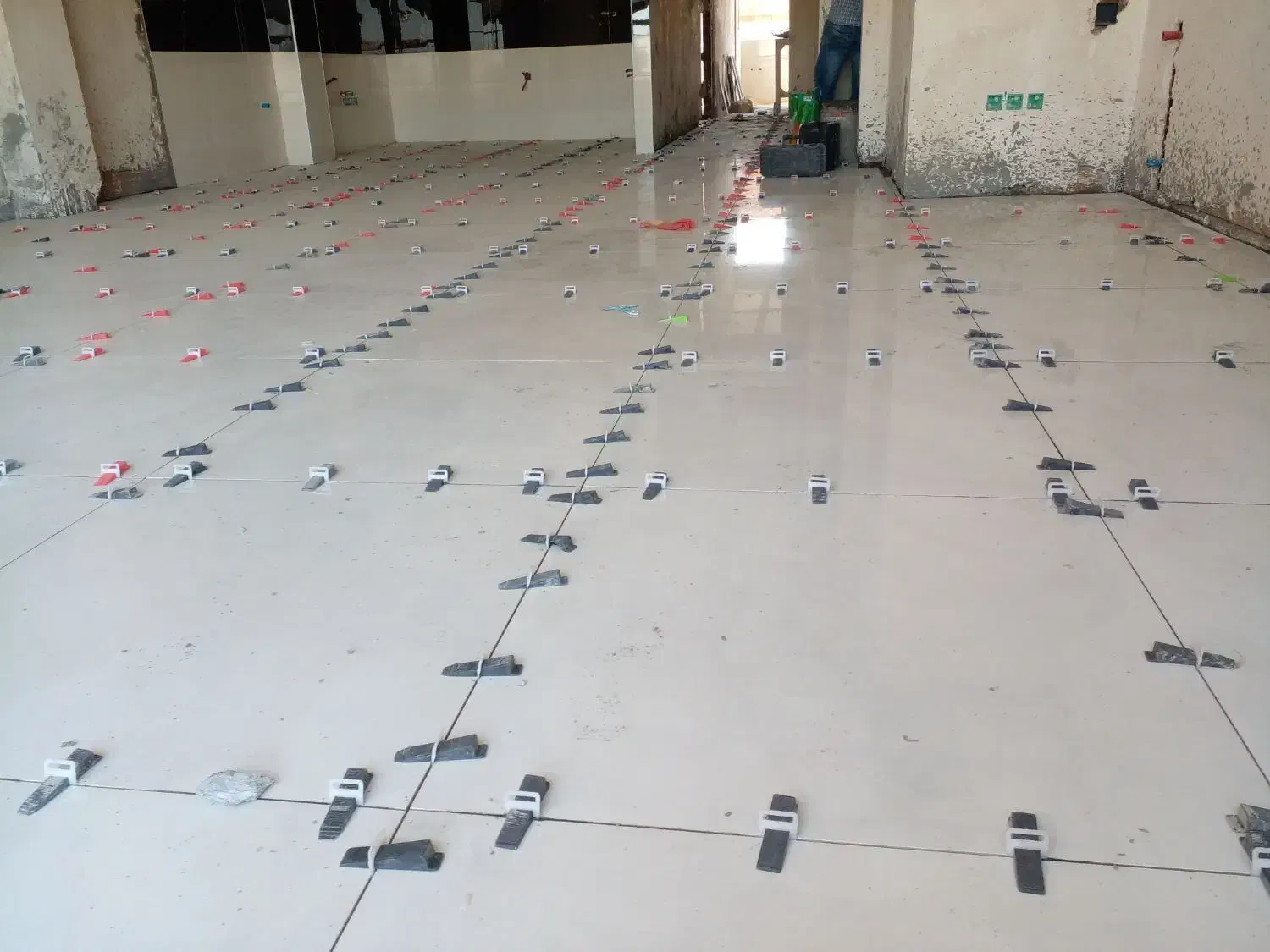 کاشی و سرامیک کاری|خدمات پیشه و مهارت|بوکان, |دیوار