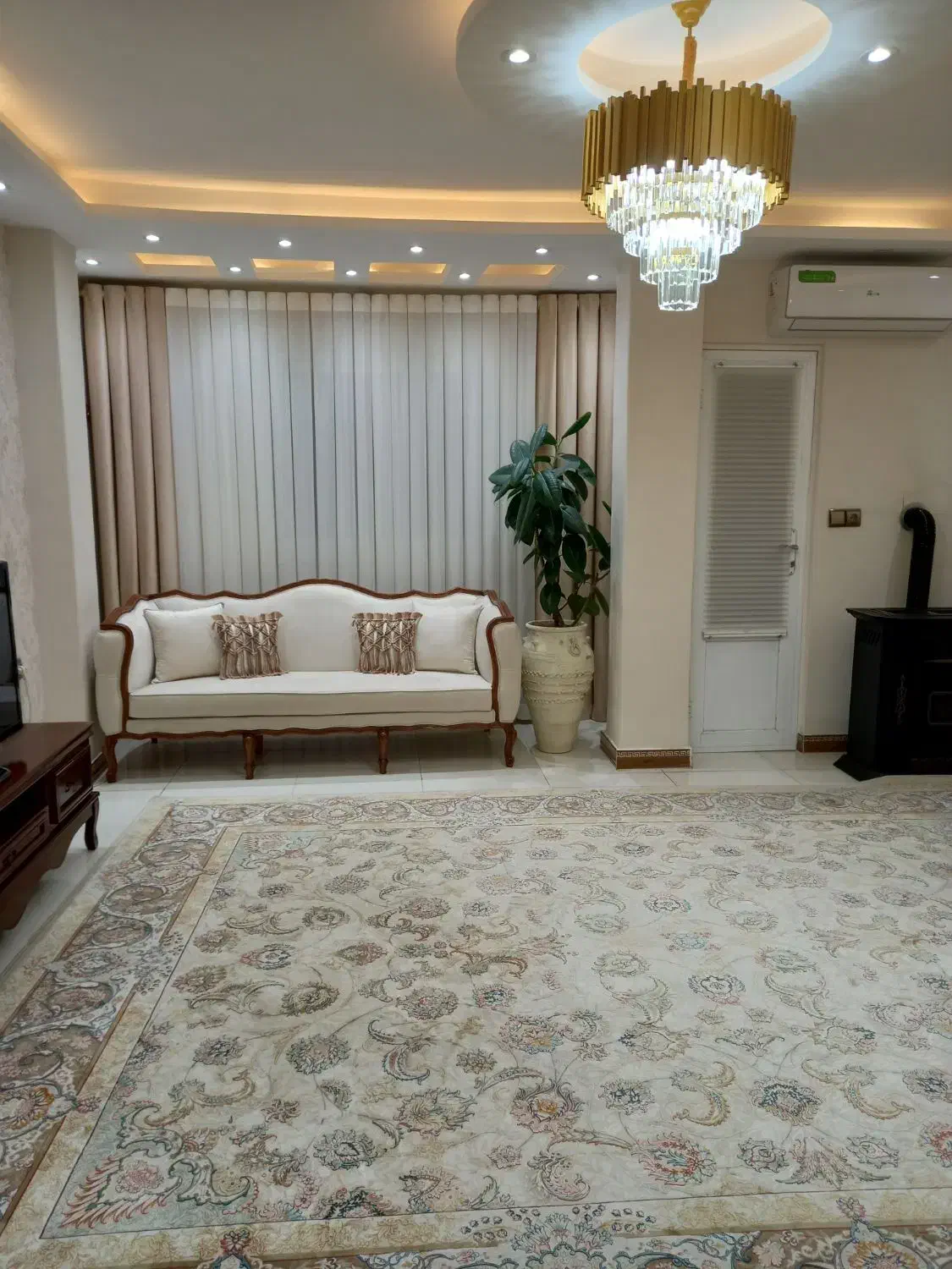 فرش ابریشم ۱۲ متری|فرش|رشت, جهاد|دیوار