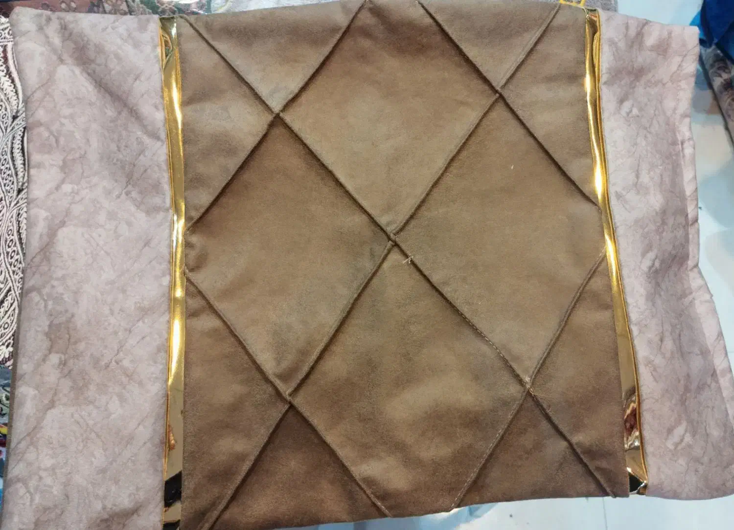 کالای خواب|رختخواب، بالش، پتو|نیشابور, سرآب کوشک|دیوار