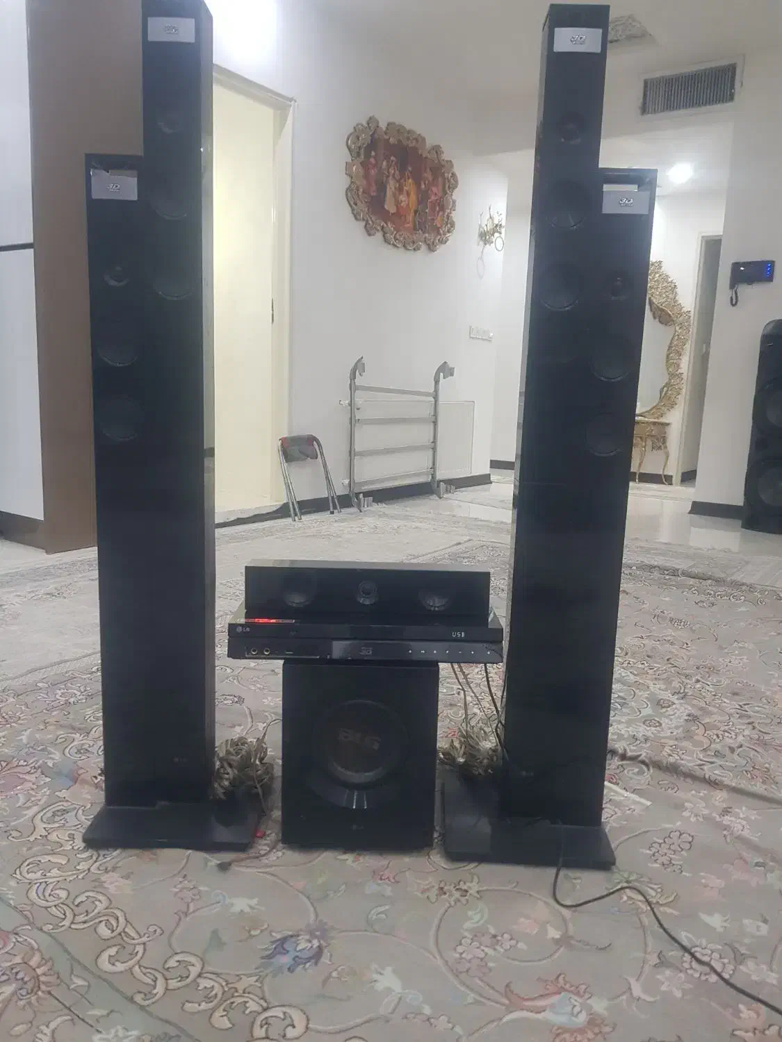 سینمادی وی دی ۳ بعدی بلوتوث دار کنترل دار ال جی|صوتی و تصویری|اسلامشهر, شهرک انبیا|دیوار